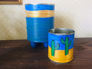 Tin cans planters craft.